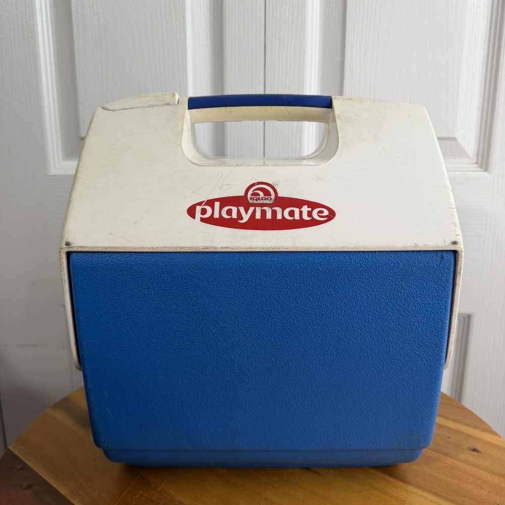 Vintage Igloo Playmate Blue White 2002 Push Button Cooler Camp Travel Lake Beach